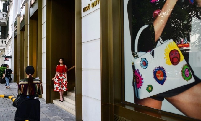 Can you guess how many Vietnamese have $10 million or more?