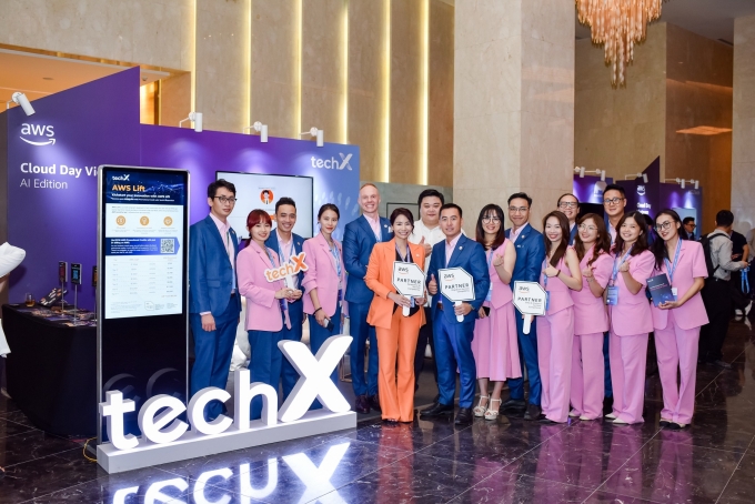 TechXs team at AWS Cloud Day. Photo courtesy of TechX