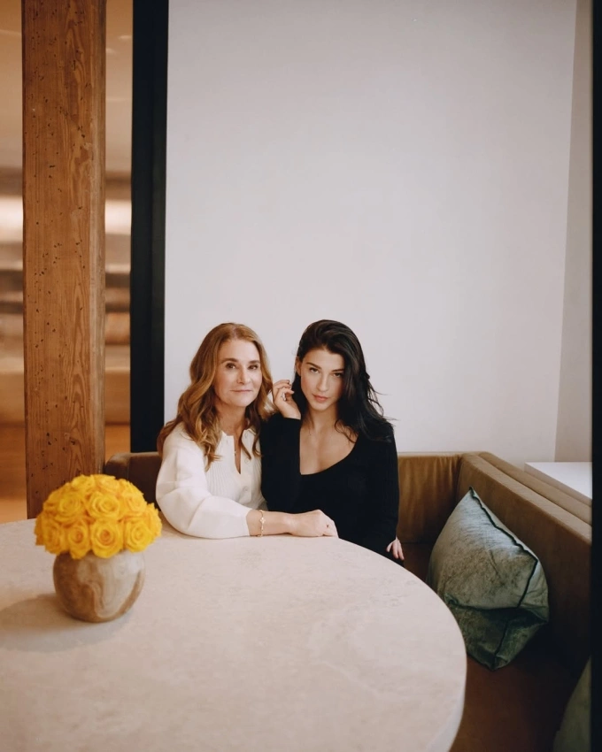 Phoebe Gates and mother Melinda French Gates. Photo courtesy of Phoebes Instagram