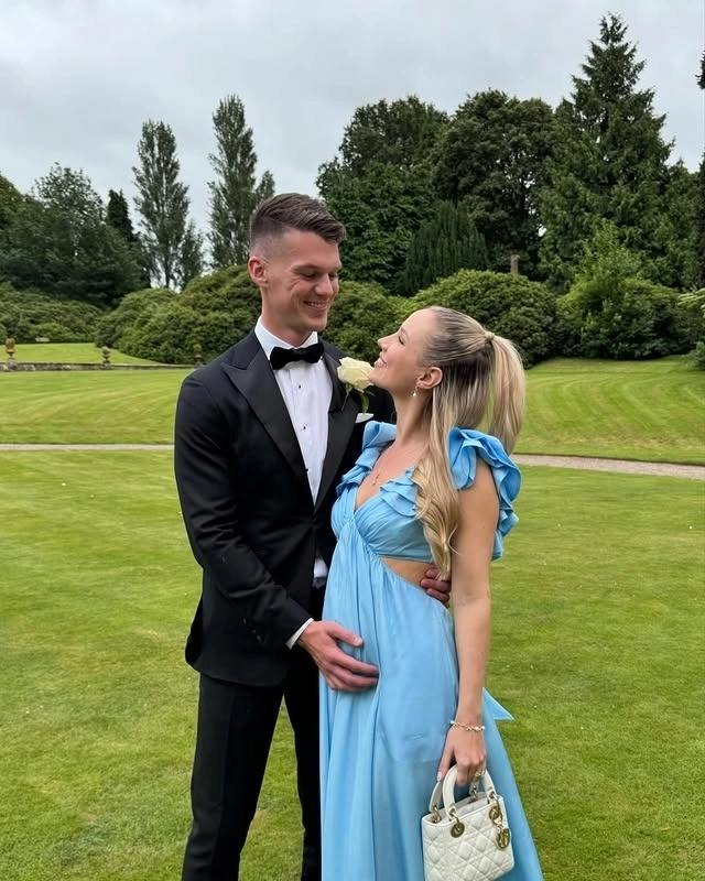 Ben Francis and his wife Robin. Photo via Instagram/benfrancis