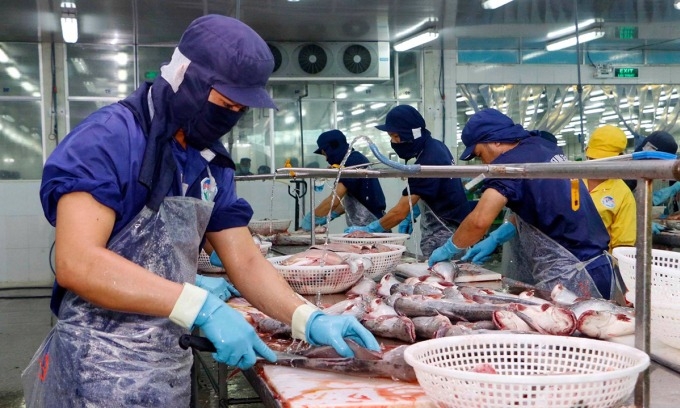 Firms under pressure of rising costs amid trade uncertainty: HSBC survey