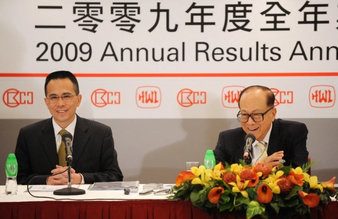 Li Ka-shing and Victor Li