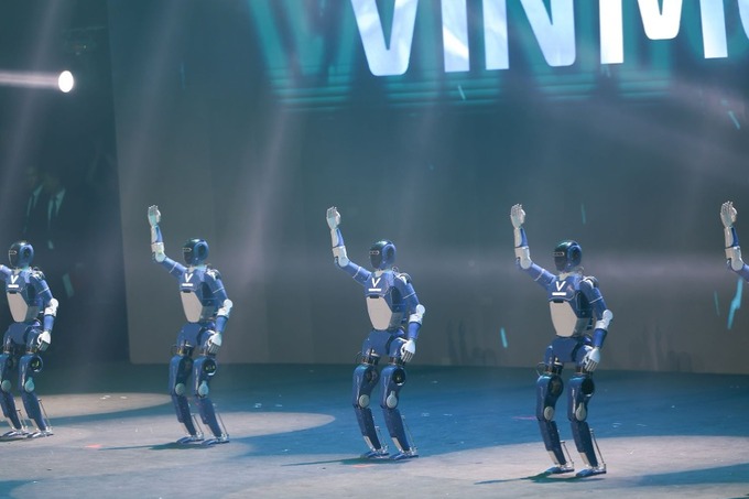 Robots Inmotion Vietnam's VinMotion unveils dancing humanoid robots just 7 months after ...
