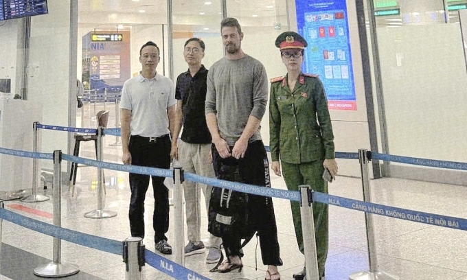 Norwegian man deported for breaking car window after using cannabis in Hanoi