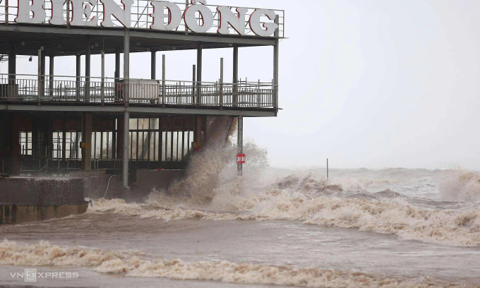 3 more storms could form in East Sea this year, threatening Vietnam