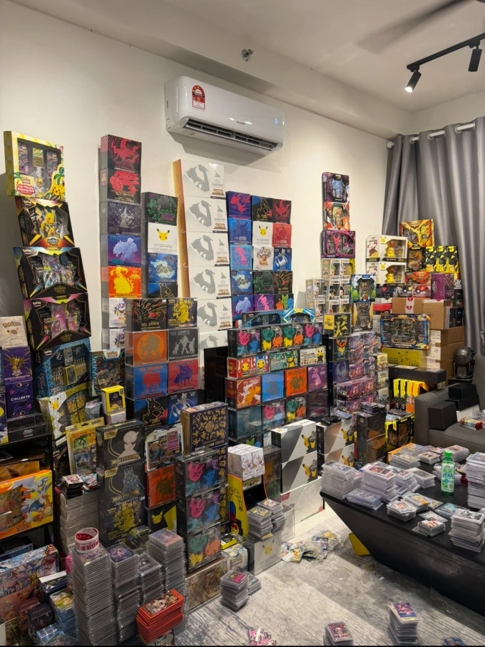 A part of the Pokemon collection listed by Damiral Imran on Facebook. Photo courtesy of Damirals Facebook