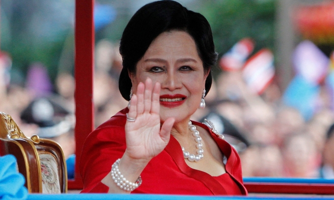 Thailand's Queen Mother Sirikit, influential royal and style icon, dies at 93