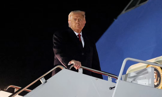 Trump heads to Asia for Xi talks, eyes Kim meeting