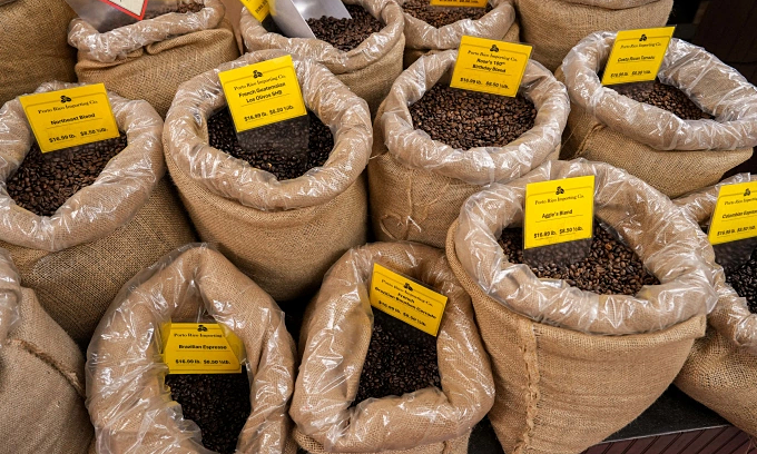 US coffee prices spike amid tariffs, poor weather