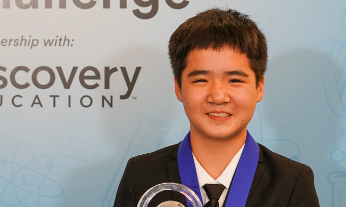 13-year-old named ‘America’s Top Young Scientist’ for fall detection invention