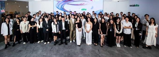 Social Elites team. Photo courtesy of Social Elites