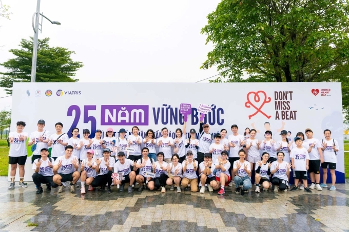 Viatris doprovázela běžnou akci 25 let neochvějného závazku – pro století povznášející ve Vietnamu kardiovaskulární zdraví, kterou pořádala rada Vietnam Community Project Board. Foto s laskavým svolením Viatris