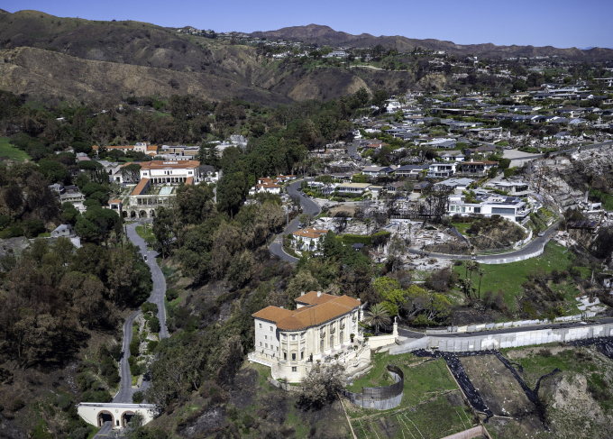 Aerial view of a neighborhood in Los Angeles. Photo by ZUMA Press Wire via Reuters