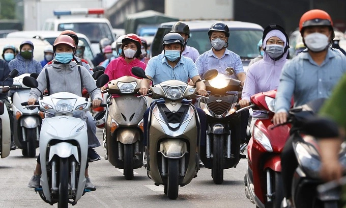 Hanoi to Impose Time-Based Restrictions on Gasoline Motorcycles Downtown from July 2026, Expanding in Phases