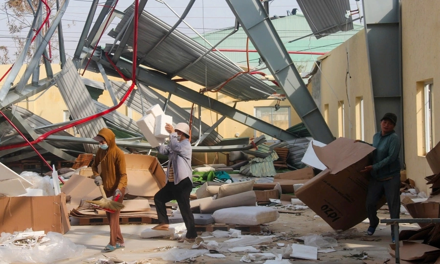 동해에 30년 만에 가장 폭풍우가 몰아치는 이유