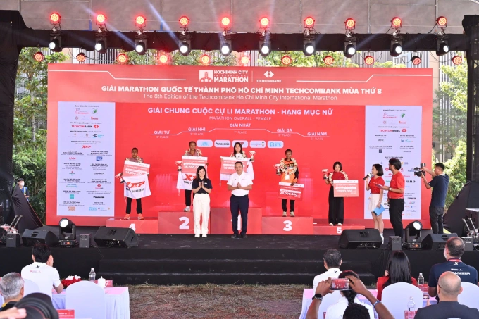 Top 5 female athletes in the Marathon Age Group Overall category. Photo courtesy of the Organizing Committee
