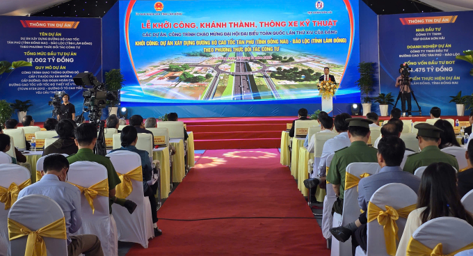 The Lam Dong Provincial Peoples Committee officially broke ground on the Tan Phu-Bao Loc Expressway on Dec. 19, 2025. Photo by Tran Nam
