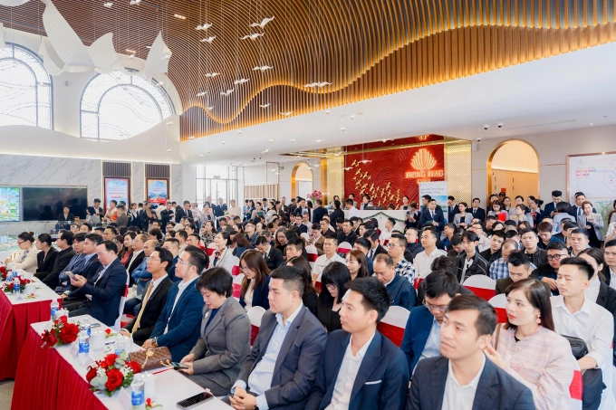 Nearly 200 guests attended Phu My Hungs event at the Hong Hac City Sales Gallery on Dec. 20, 2025. Photo courtesy of Phu My Hung