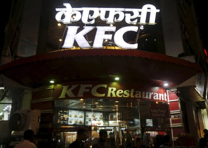 A KFC restaurant is pictured at a market in Mumbai, India, October 7, 2015. Photo by Reuters