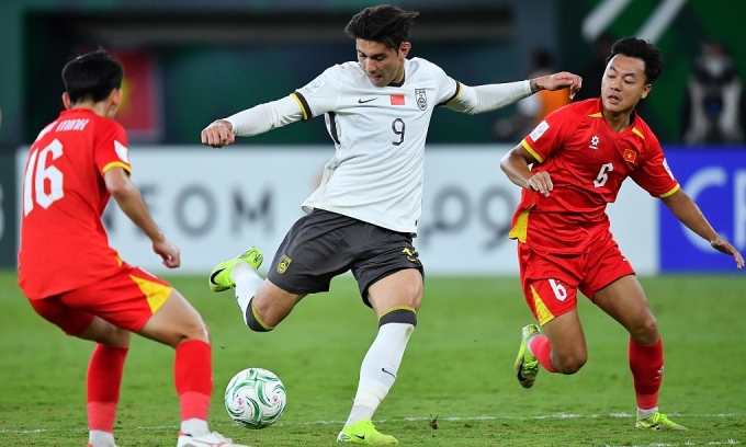 China keeps game plan against Vietnam secret until kickoff