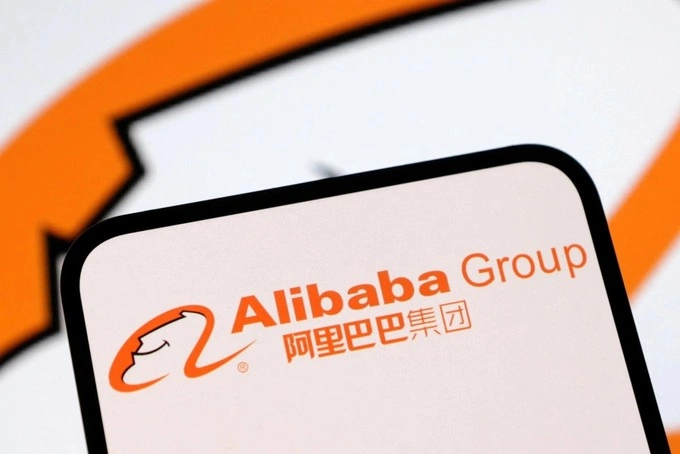The logo of Alibaba Group seen on a smartphone. Photo by Reuters