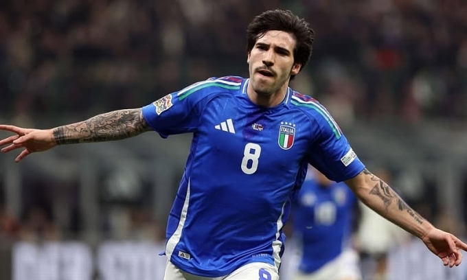 Italy stay in World Cup hunt as Wales, Ireland suffer penalty heartbreak