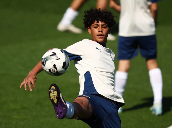 Cristiano Ronaldo Jr. trains with the Portugal U15 team. Photo by Reuters