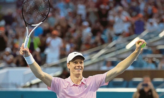 Implacable Sinner overpowers Lehecka to win Miami Open