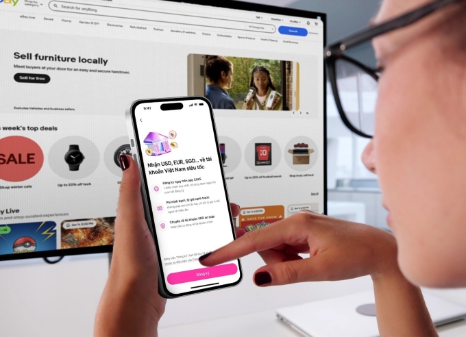 Cake by VPBanks application surface on phone. Photo courtesy of Cake