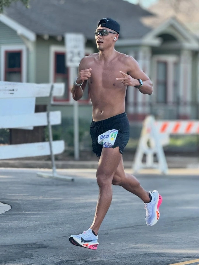 Matt Choi during a marathon. Photo by Instagram/@mattchoi_6