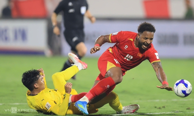 Malaysian newspaper goes against naturalizing players to rival Vietnam