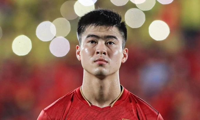 Vietnamese footballer Do Duy Manh loses $46,000 watch in suspected theft