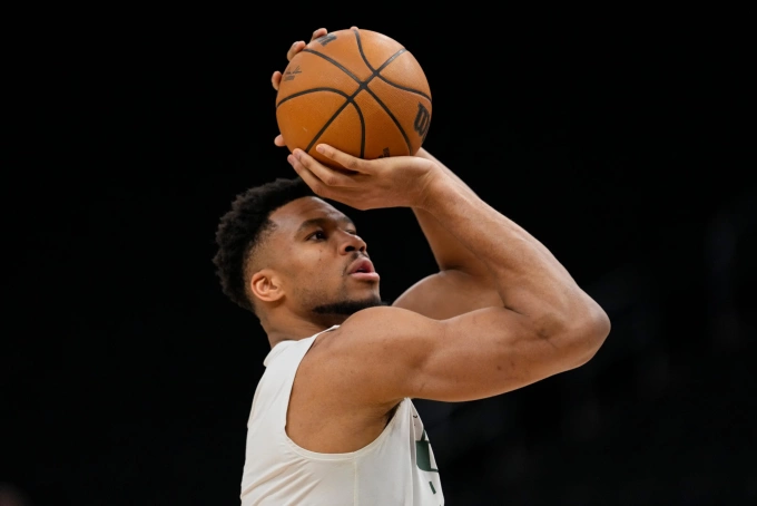 Giannis Antetokounmpo of the Milwaukee Bucks warms up before the game against the San Antonio Spurs at the Fiserv Forum on March 28, 2026. Photo by Reuters