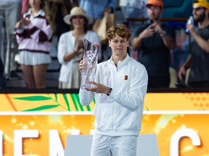 Sinner celebrates his title victory after the Miami Open final on Hard Rock Stadium in Miami, Florida on March 29, 2026. Photo by Reuters.