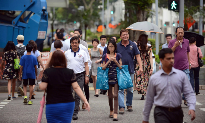 Singapore launches brisk walking movement to tackle health issues