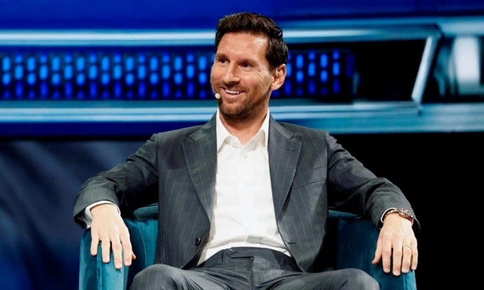 Lionel Messi speaks at the American Business Forum at the Kaseya Center in Miami on Nov. 3, 2025. Photo by Reuters