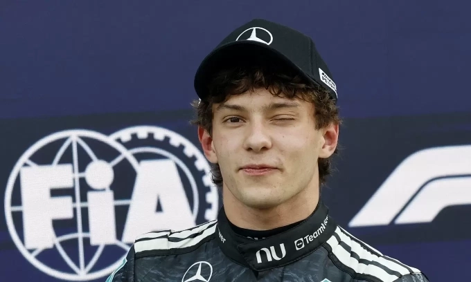 F1 prodigy Kimi Antonelli's viral wink attracts over 11 million views