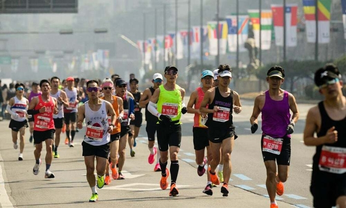 8 runners hospitalized after collapsing during South Korea marathon