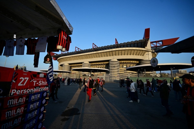 General view outside the San Siro Stadium before the Serie A match between AC Milan and Inter Milan on March 8, 2026. Photo by Reuters
