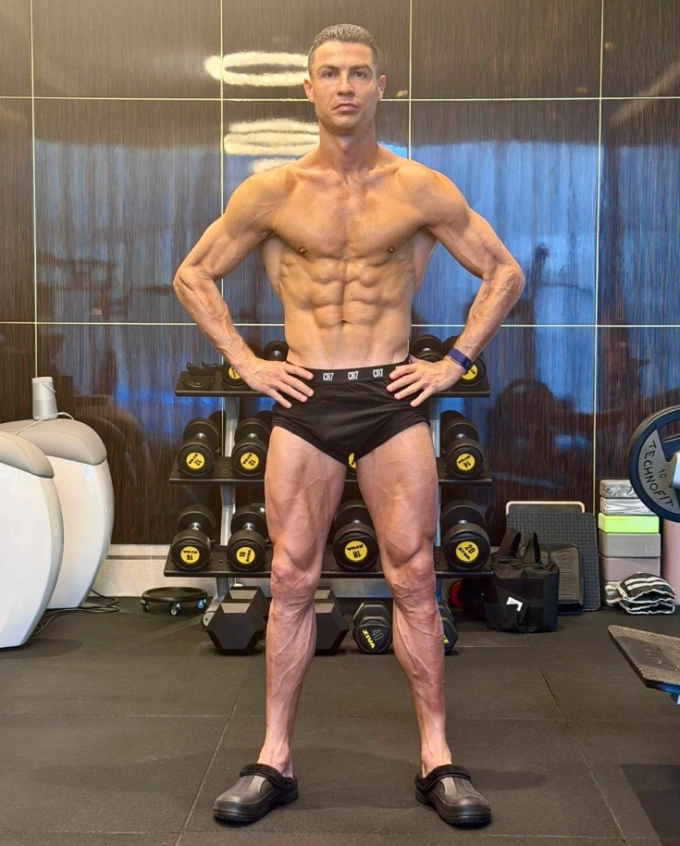 Cristiano Ronaldo shows off his toned physique at 41 years old. Photo by X/@Cristiano