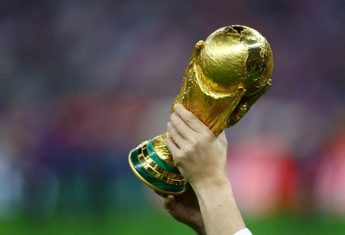 General view of the World Cup trophy during the closing ceremony before the 2022 final between Argentina and France. Photo by Reuters