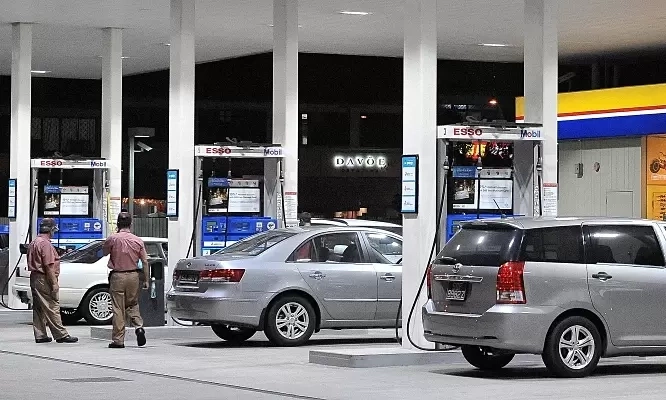 Singaporeās Soaring Diesel Prices: Implications for Expats and Investors