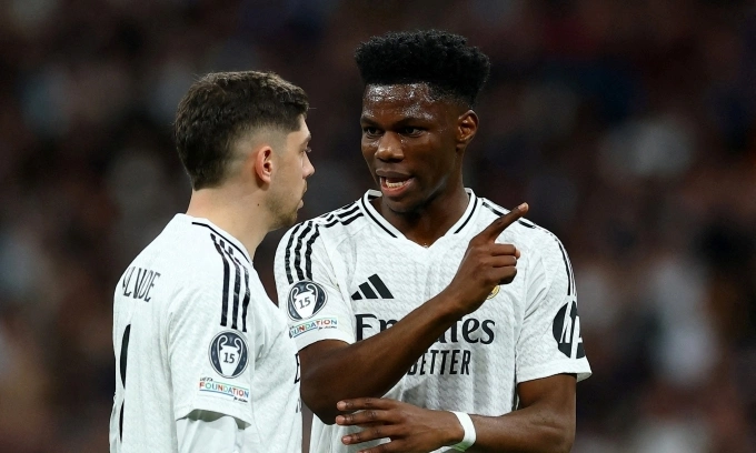 Federico Valverde (L) and Aurelien Tchouameni during Real Madrids match against Manchester City in second leg of the Champions League play-off round on Feb. 19, 2025. Photo by Reuters