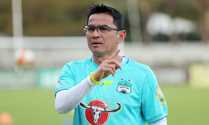 Thai media demands return of coach Kiatisuk after U17 Asian Cup exit