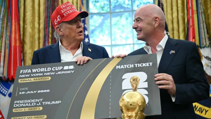 FIFA president Gianni Infantino and US President Donald Trump with a FIFA world Cup ticket for the final match at the Oval Office in August 2025. Photo by AFP