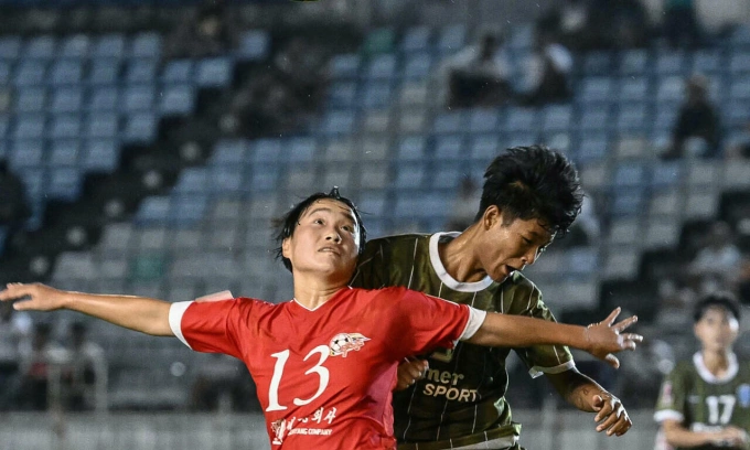 Rare South-North Korea football match sells out in 12 hours