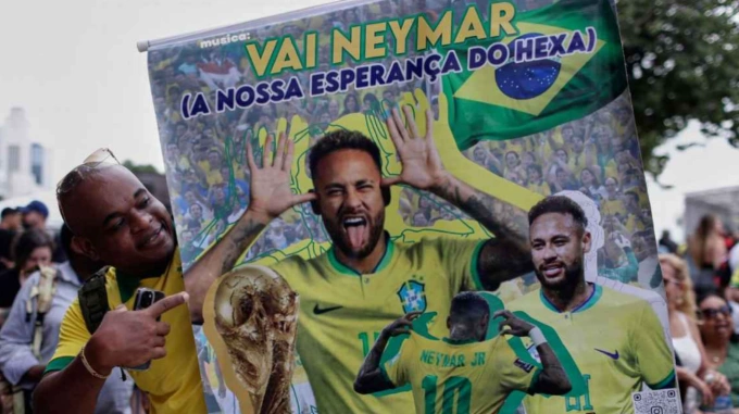 Brazilian fans in Rio de Janeiro celebrate Neymars inclusion in the squad list for the 2026 World Cup. Photo by AP