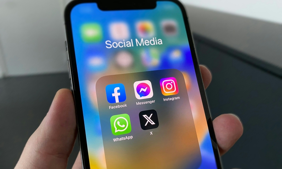 Vietnam imposes up to $1,900 fines for spreading fake news on social media