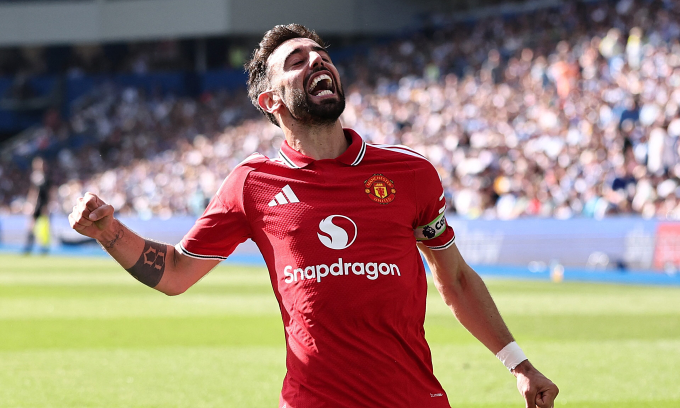 Man Utd's Fernandes sets new outright Premier League assist record
