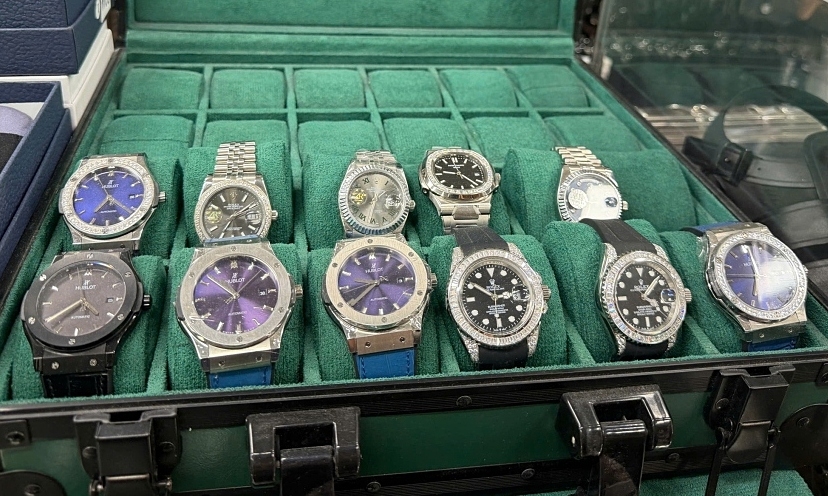 Gucci, LV, Dior, Rolex knock-offs net HCMC couple $170,000 before raid
